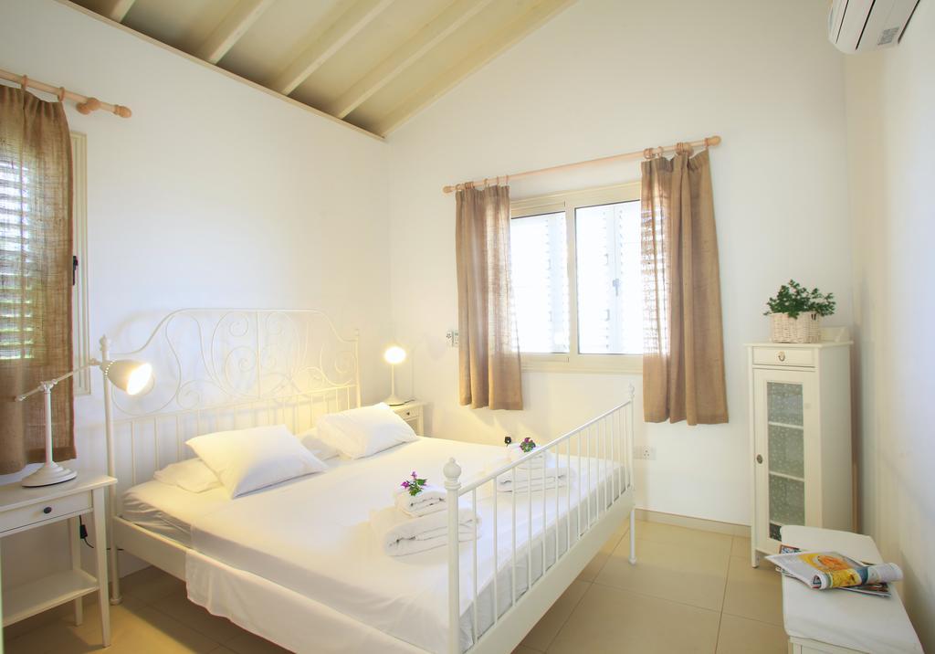 House 7, The Artisan Resort Protaras Bilik gambar